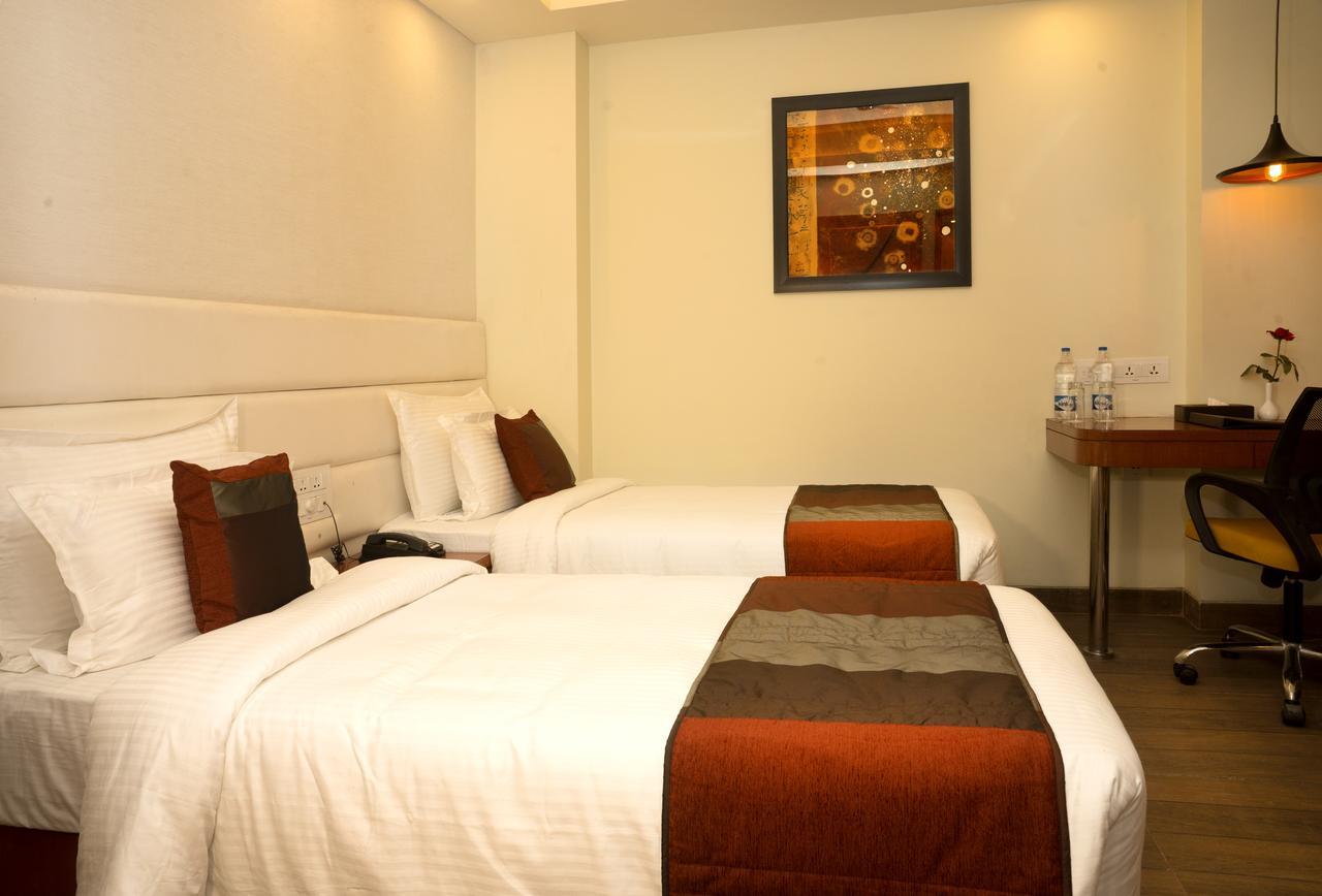 Amalfi Grand Hotel Patna  Bilik gambar