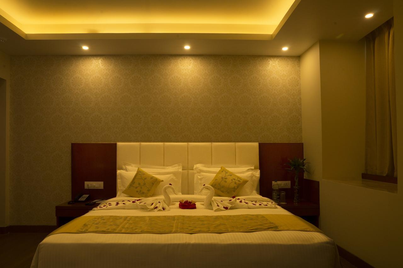 Amalfi Grand Hotel Patna  Bilik gambar