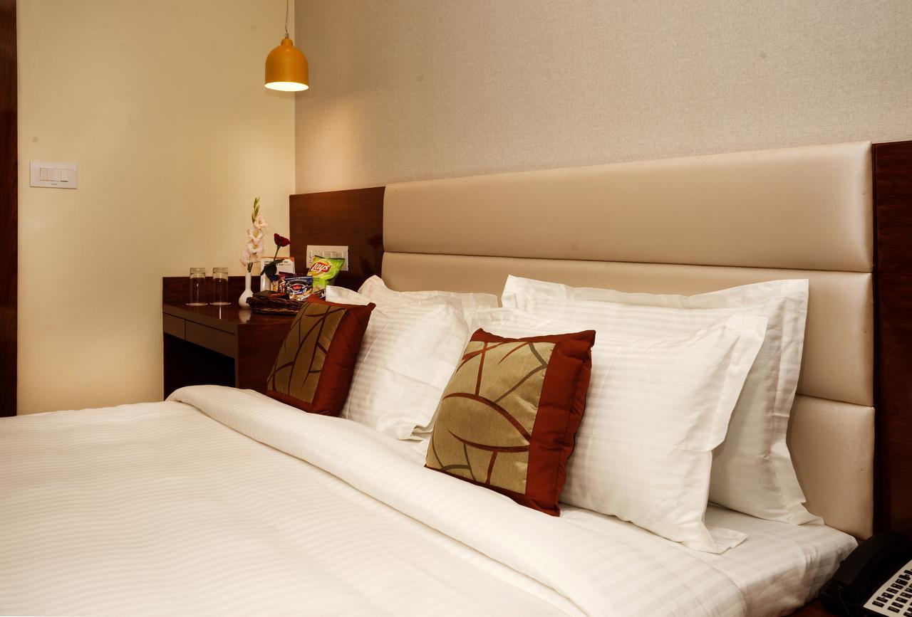 Amalfi Grand Hotel Patna  Bilik gambar